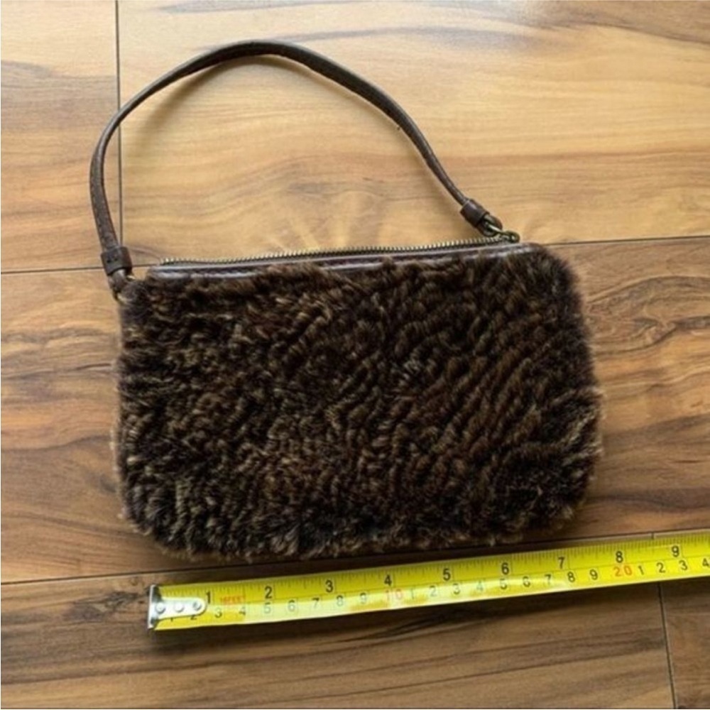 Patricia Nash sheepskin fur leather wristlet - Picture 2 of 10